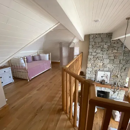 Bayside Connemara Canower