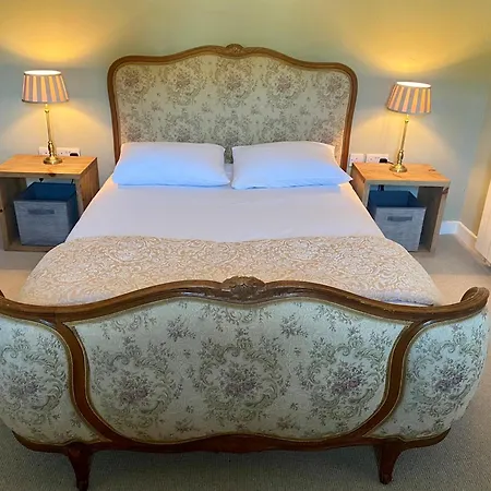 Bayside Connemara * Canower