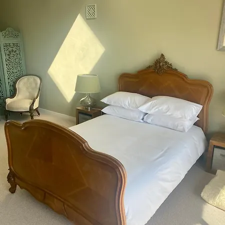 Bayside Connemara Canower