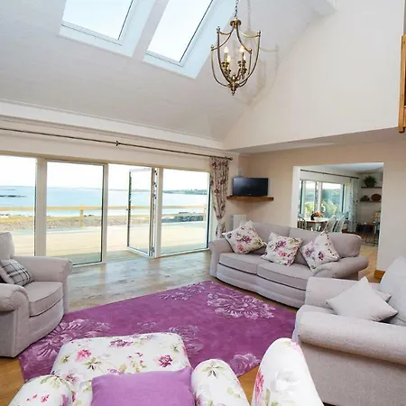 Bayside Connemara Canower