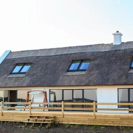 Love Thatched Cottages *