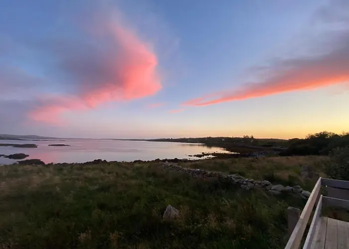 度假居 Bayside Connemara *