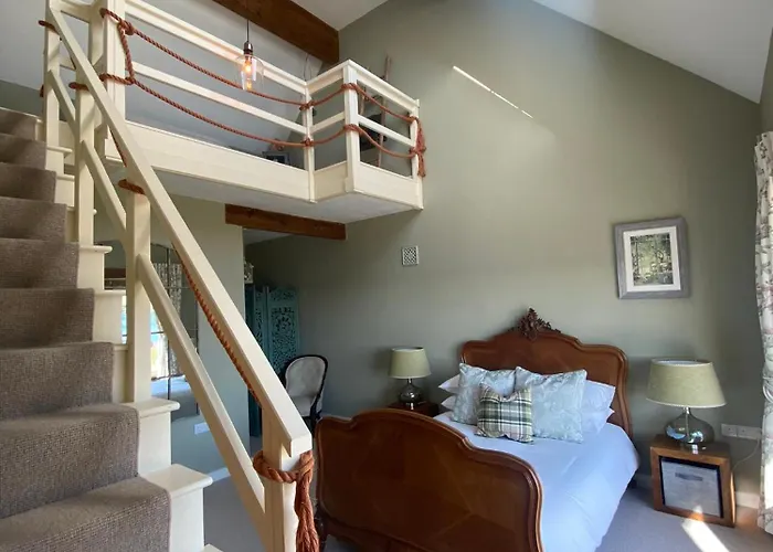 Bayside Connemara Canower